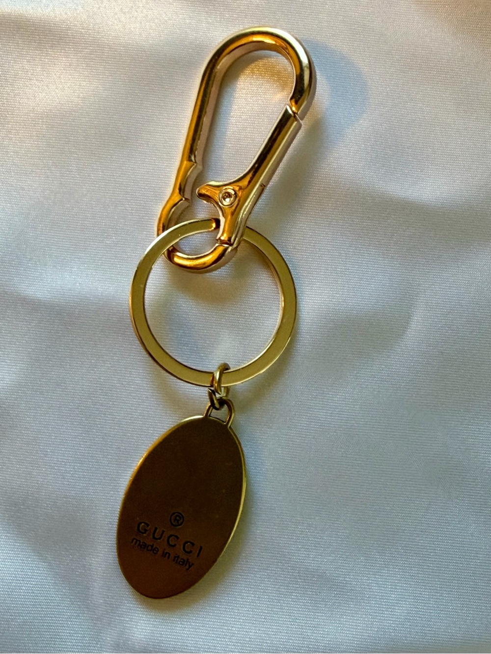 Luxury Gold Lavender Enamel Oval Bee Logo Charm Keyring - Picture 4 of 6